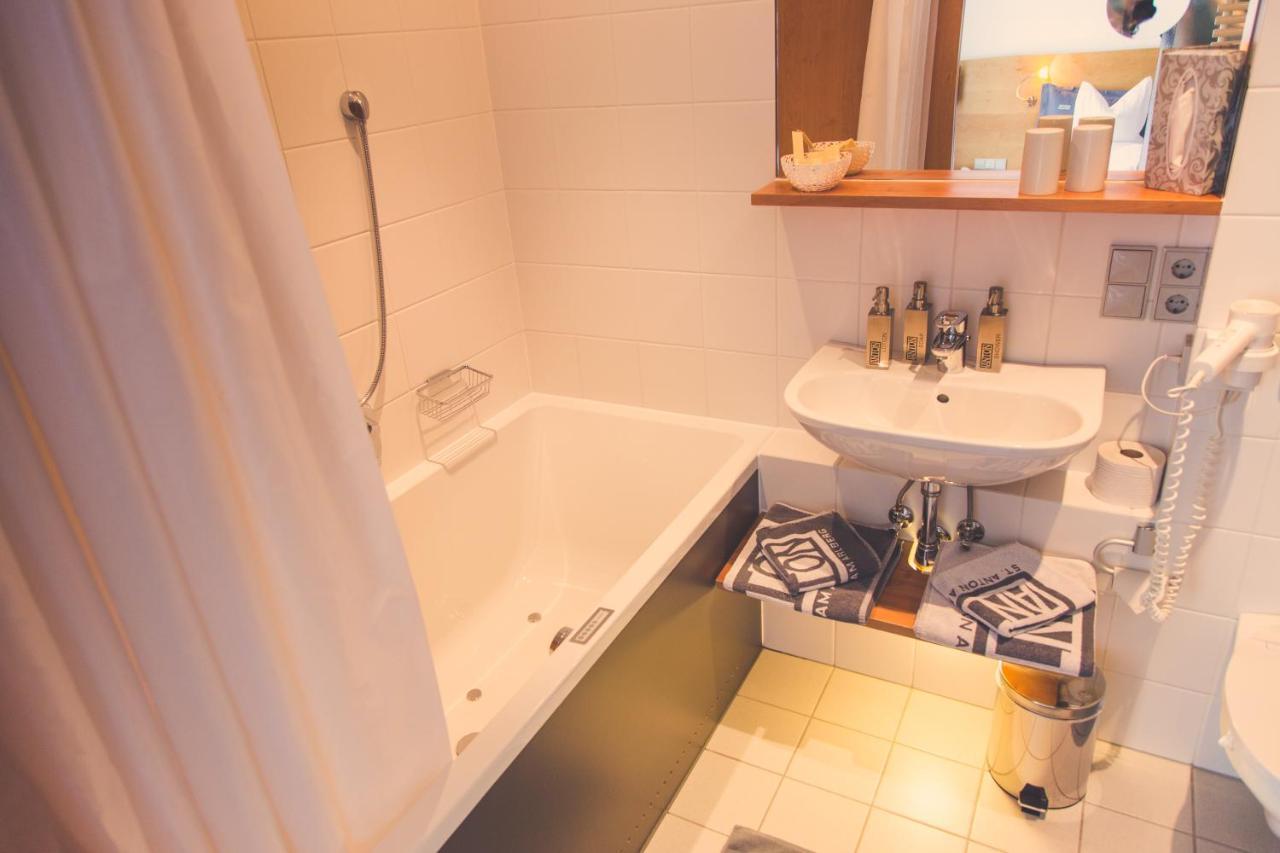 Quality Hosts Arlberg - Hotel Anton Санкт-Антон-ам-Арльберг Екстер'єр фото
